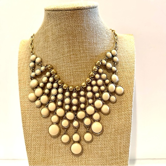 Lucky Brand Statement Bib Necklace antiqued gold tone w/ ivory / cream cabochons - Picture 5 of 13